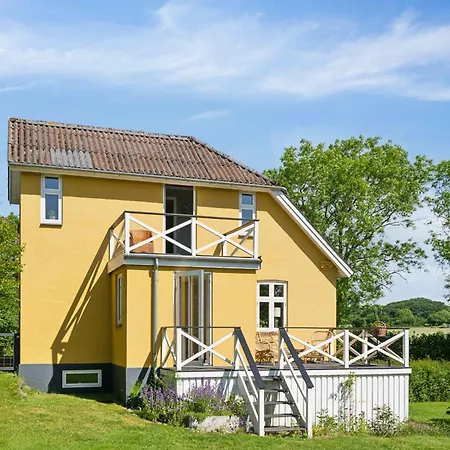 Beautiful Yellow Country By The Water Millinge