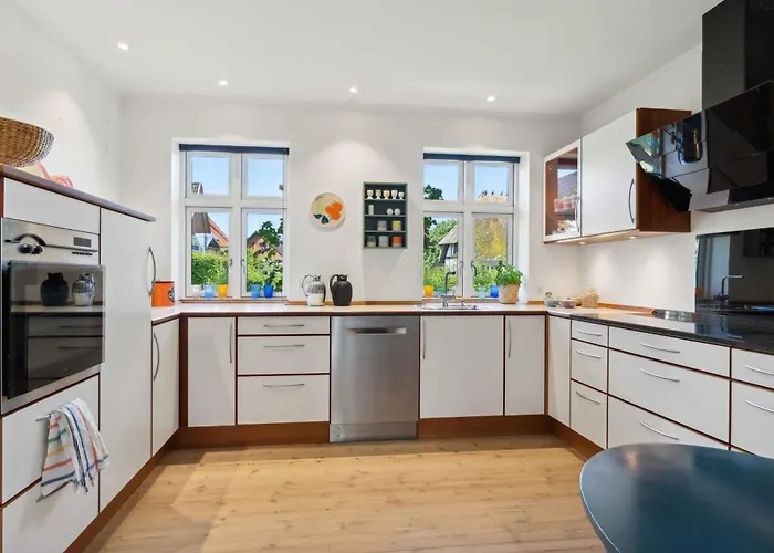 Beautiful Yellow Country By The Water Millinge